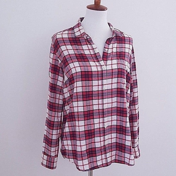 GAP Tops - Gap Button down Long sleeve  red plaid Shirt